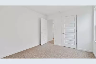 187 Cressmoor Boulevard, Hobart, IN 46342 - Photo 21