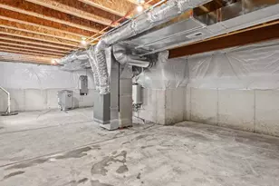 187 Cressmoor Blvd, Hobart, IN 46342 - Photo 31