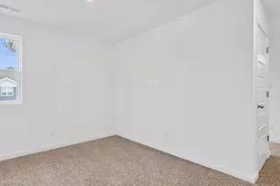 187 Cressmoor Blvd, Hobart, IN 46342 - Photo 19