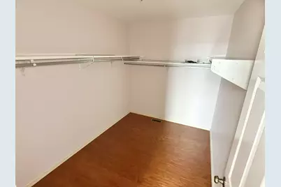 2324 Deerpath Drive W, Schererville, IN 46375 - Photo 11