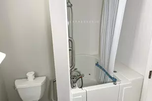 2324 Deerpath Dr W, Schererville, IN 46375 - Photo 9