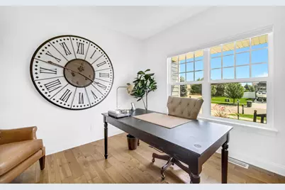 2554 Beauty Creek Drive, Valparaiso, IN 46385 - Photo 9