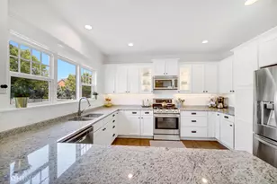 2554 Beauty Creek Dr, Valparaiso, IN 46385 - Photo 17