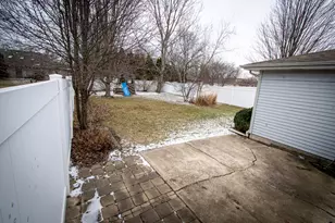 130 Polly Ln, Hobart, IN 46342 - Photo 23