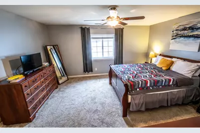 130 Polly Lane, Hobart, IN 46342 - Photo 17