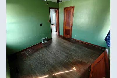 7418 Howard Avenue, Hammond, IN 46324 - Photo 9