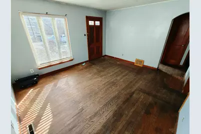 7418 Howard Avenue, Hammond, IN 46324 - Photo 5