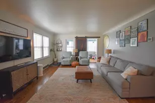 338 N Lafayette St, Griffith, IN 46319 - Photo 5