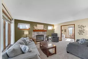 7041 Starling Dr, Schererville, IN 46375 - Photo 3