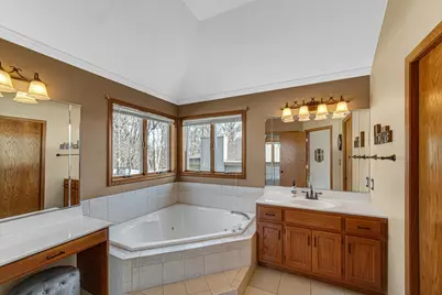 7041 Starling Drive, Schererville, IN 46375 - Photo 5