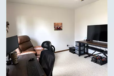 509 E Woodlawn Drive, Winamac, IN 46996 - Photo 5