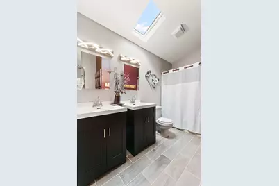 292 Streamwood Drive, Valparaiso, IN 46383 - Photo 17