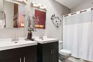 292 Streamwood Dr, Valparaiso, IN 46383 - Photo 17