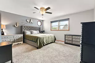 292 Streamwood Dr, Valparaiso, IN 46383 - Photo 11