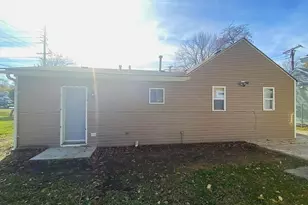 6204 W 29th Ave, Gary, IN 46406 - Photo 11