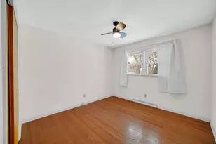 8639 Linden Ave, Munster, IN 46321 - Photo 9