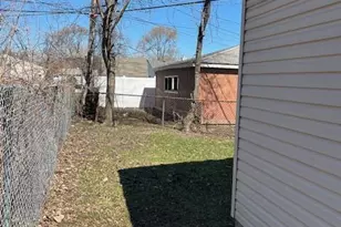 2447 81st St, Highland, IN 46322 - Photo 17