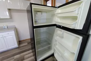 221 N Broad St, Griffith, IN 46319 - Photo 13