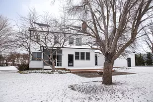 266 Paul Revere Dr, Chesterton, IN 46304 - Photo 3