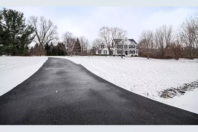 266 Paul Revere Drive, Chesterton, IN 46304 - Photo 9