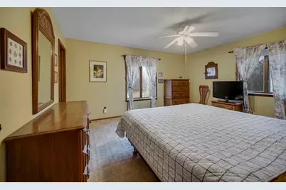 490 W US Hwy 30, Valparaiso, IN 46385 - Photo 17