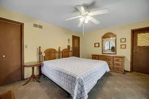 490 W US Hwy 30, Valparaiso, IN 46385 - Photo 17