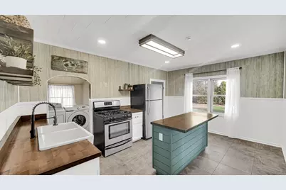 11341 N 900 W, Demotte, IN 46310 - Photo 7