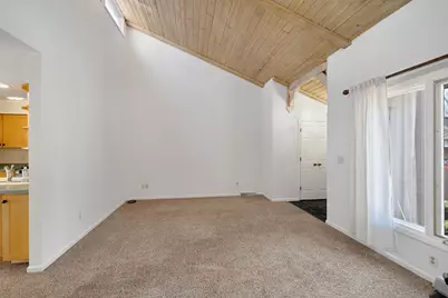 1714 Earthstone Drive #28, Valparaiso, IN 46383 - Photo 5