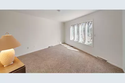 1714 Earthstone Drive #28, Valparaiso, IN 46383 - Photo 9