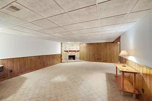 1714 Earthstone Dr, Valparaiso, IN 46383 - Photo 15