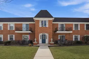 1630 Camellia Dr, Munster, IN 46321 - Photo 1