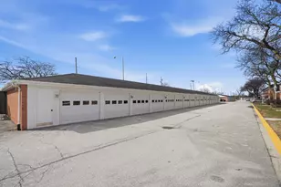 1630 Camellia Dr, Munster, IN 46321 - Photo 17