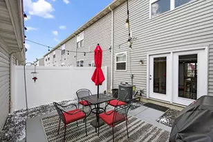 11405 Vermont Pl, Crown Point, IN 46307 - Photo 21