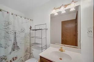 192 Summerhill Dr, Dyer, IN 46311 - Photo 13