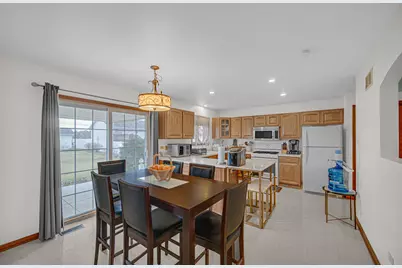 192 Summerhill Drive, Dyer, IN 46311 - Photo 5