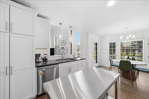 1716 Apple Blossom Dr, Munster, IN 46321 - Photo 11