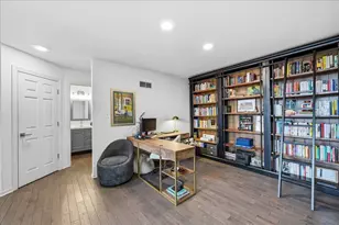 1716 Apple Blossom Dr, Munster, IN 46321 - Photo 9