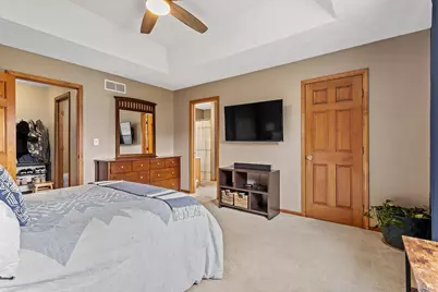 308 E Ross Avenue, Kouts, IN 46347 - Photo 15