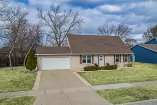 306 Bach Rd, Schererville, IN 46375 - Photo 5