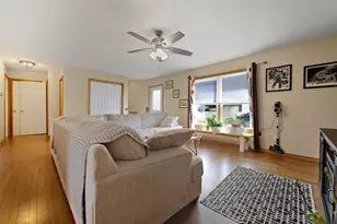 306 Bach Rd, Schererville, IN 46375 - Photo 9