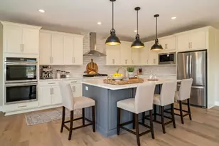 13862 Waterleaf Dr, Saint John, IN 46373 - Photo 9
