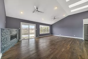 6135 S Dune Harbor Dr, Portage, IN 46368 - Photo 5