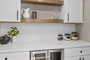 101 Erie St, Valparaiso, IN 46383 - Photo 11