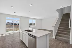 10421 Privet Dr, Saint John, IN 46373 - Photo 7