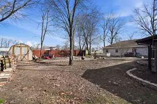 482 E Grove St, Wheatfield, IN 46392 - Photo 21