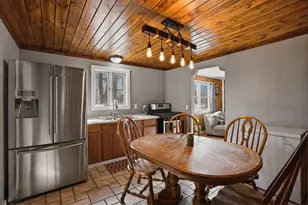 482 E Grove St, Wheatfield, IN 46392 - Photo 9