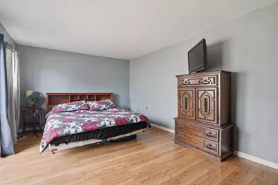 482 E Grove Street, Wheatfield, IN 46392 - Photo 15