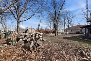 482 E Grove St, Wheatfield, IN 46392 - Photo 23