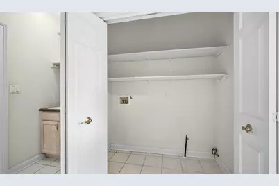 917 Royal Dublin Lane, Dyer, IN 46311 - Photo 17