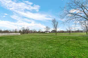 917 Royal Dublin Ln, Dyer, IN 46311 - Photo 47